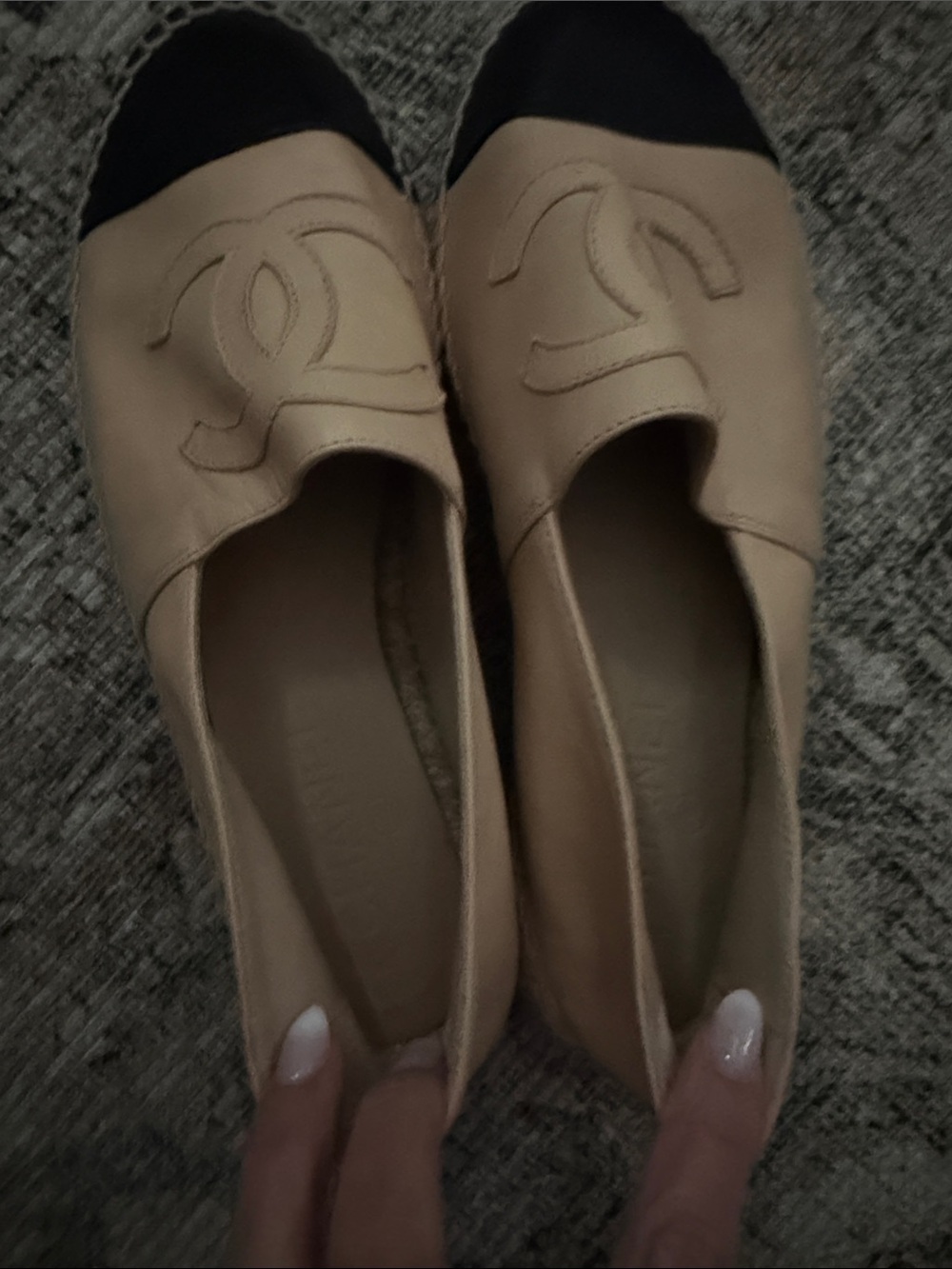 CHANEL Beige Leather Espadrilles with Black Cap Toe - Picture 6 of 8